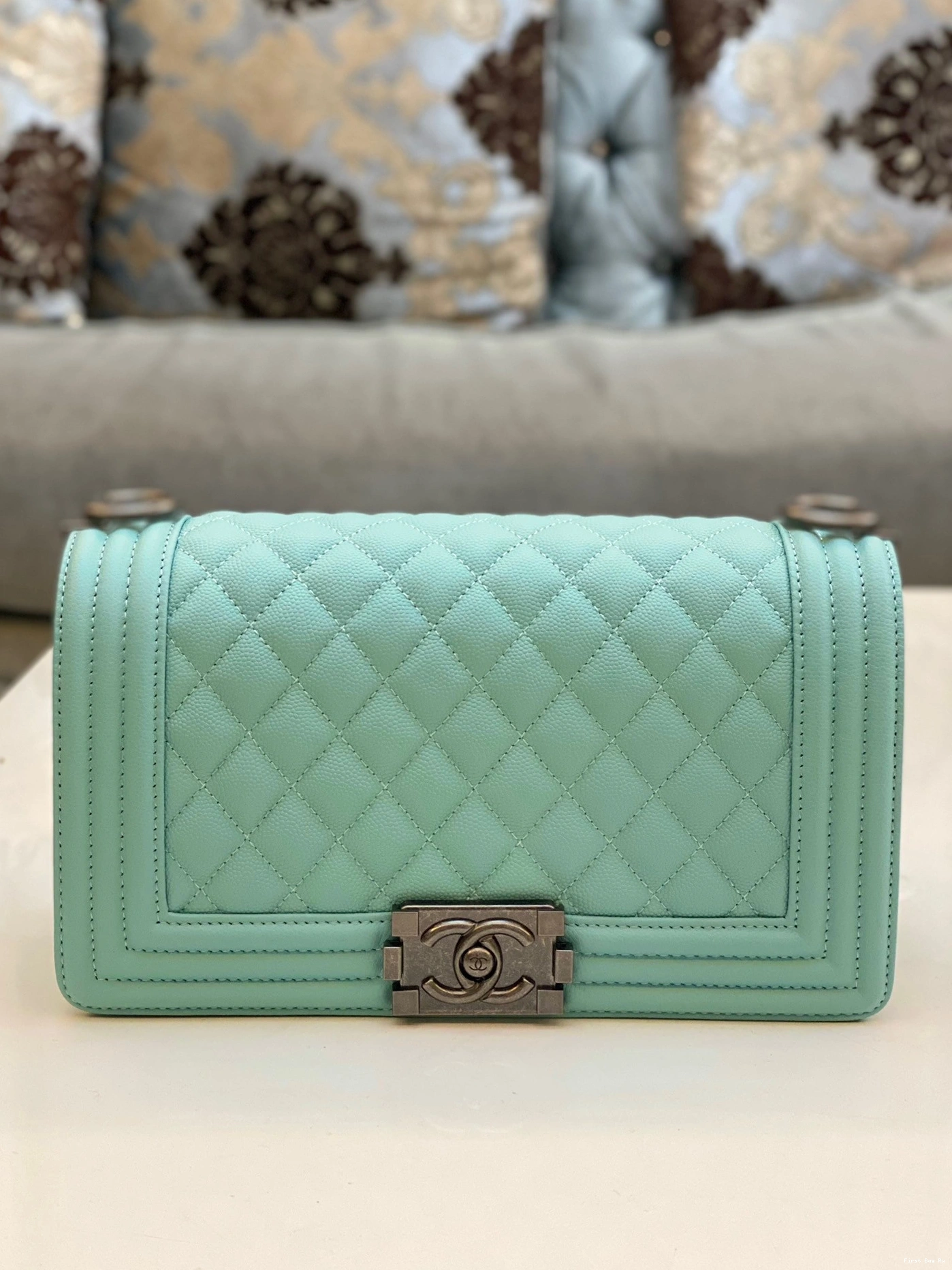 First Bag Ru CHANEL BOY BAG 25CM 0814
